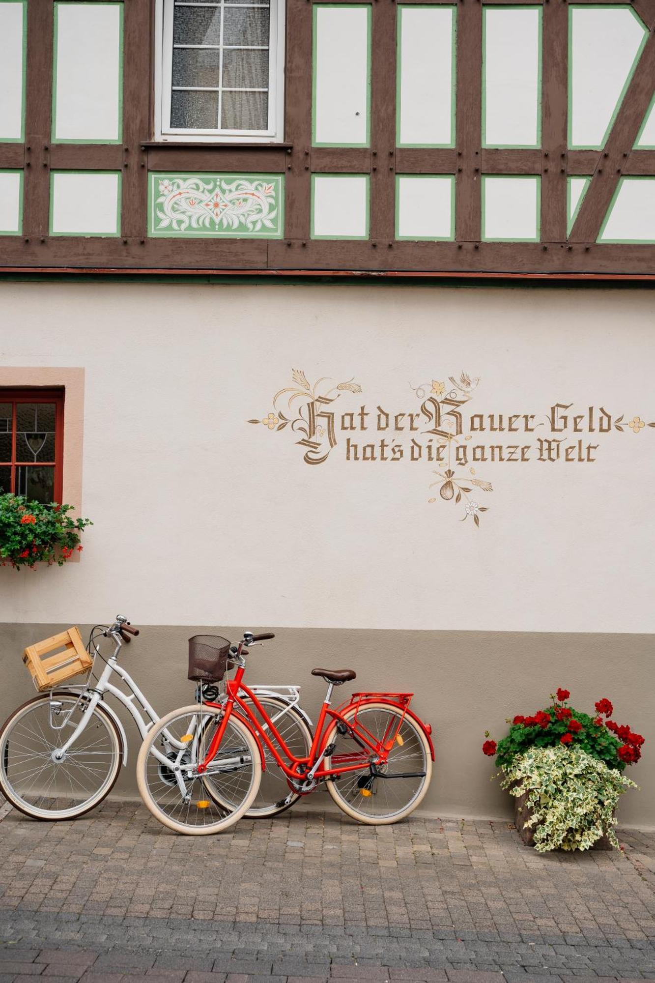 AKZENT Hotel Berg's Alte Bauernschänke- Wellness und Wein Rüdesheim am Rhein Exterior foto